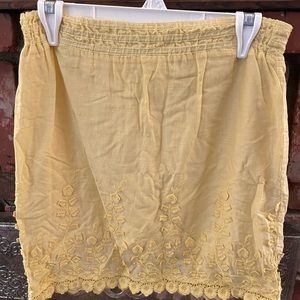 Super cute yellow skirt size S